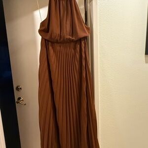 MELLODAY Chocolate Brown Pleated Maxi Dress